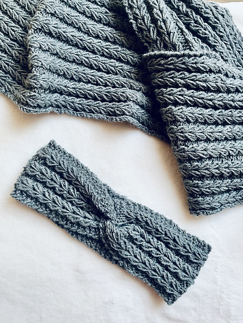 Wrapped in Love-Loops Headband