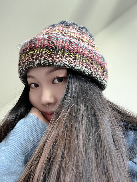 Ravelry: Georgia Beanie pattern by Skeinny Dippin
