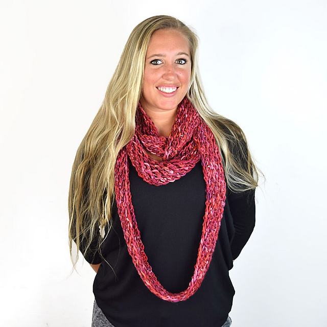 Donna Infinity Cowl-Scarf