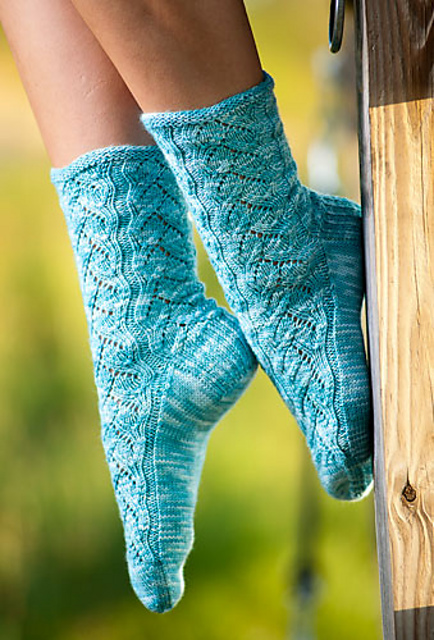 Rippling Water Socks