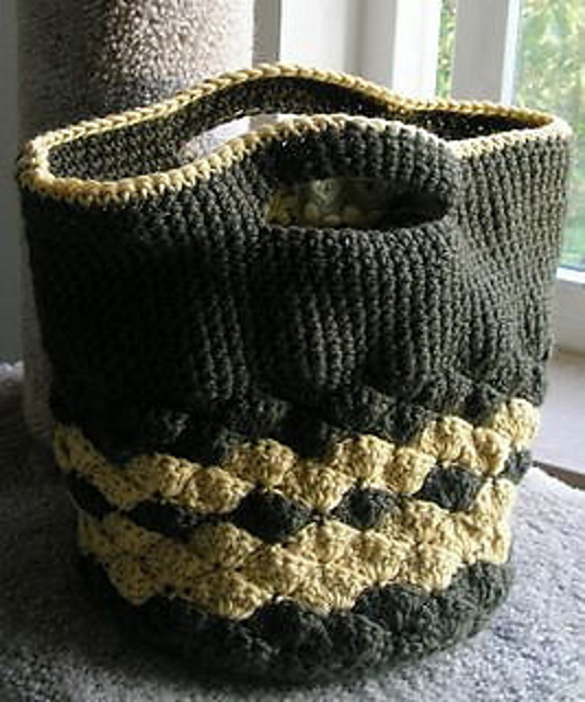 Hawaiian Pinapple Grab & Go Bag