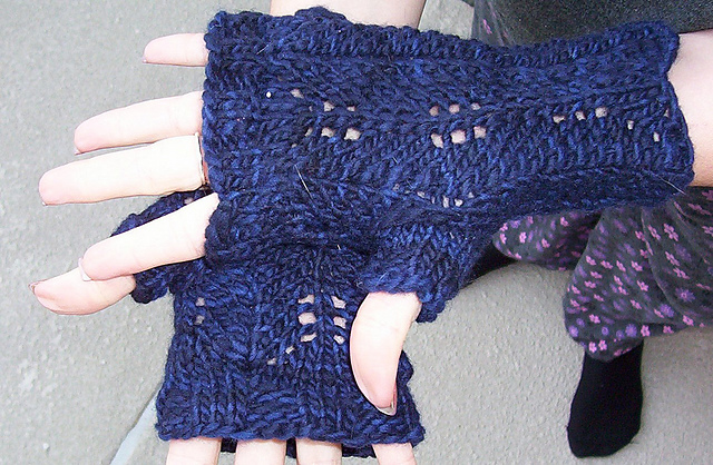 Nightingale Gloves