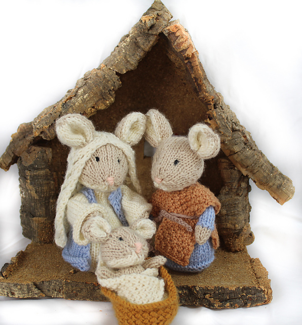 Christmas Mice Knitivity