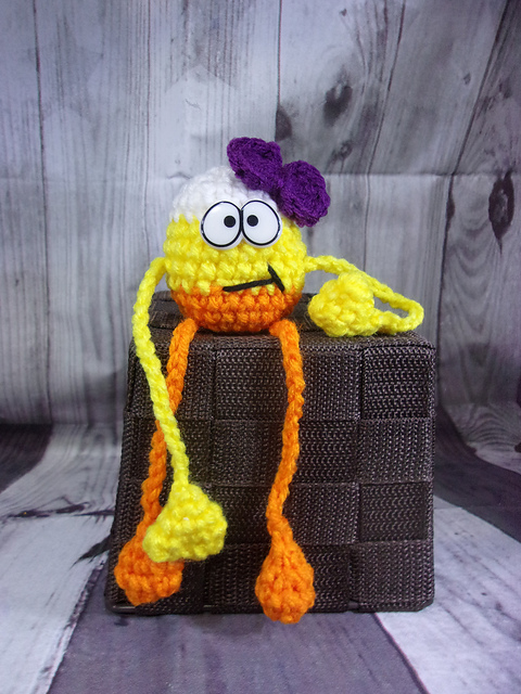 Candy Corn Mini Doode