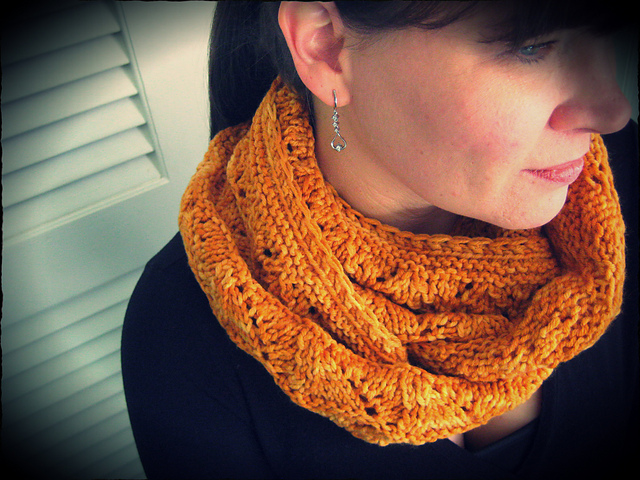 Loralee Cowl