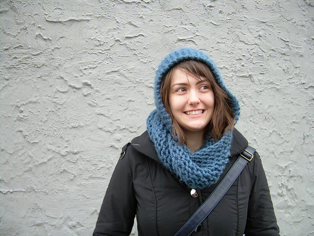 Acorn Head (a hooded circle scarf)