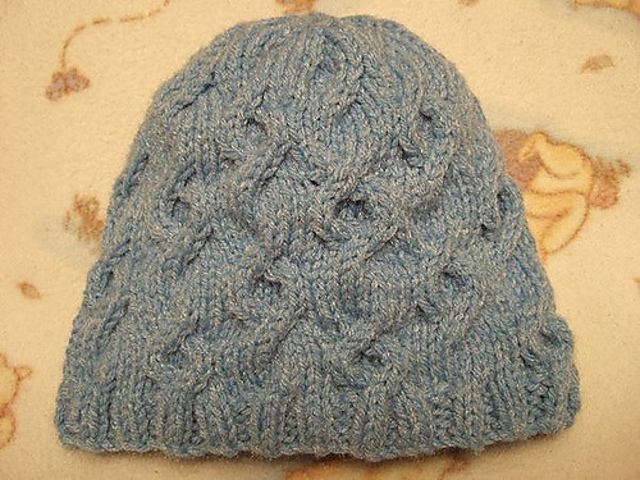 Swirl Cable Hat
