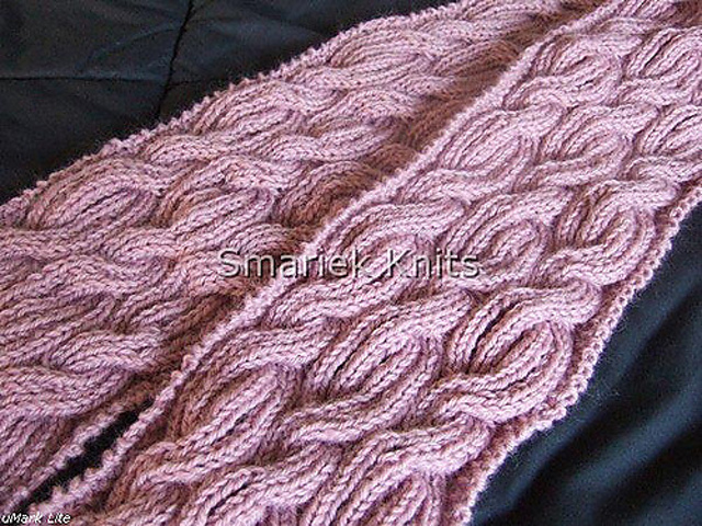 Beaumonde Cable Scarf