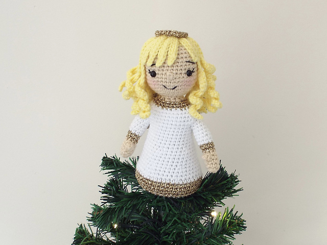 Angelica the Angel Tree Topper
