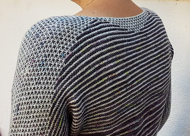 Spica sweater
