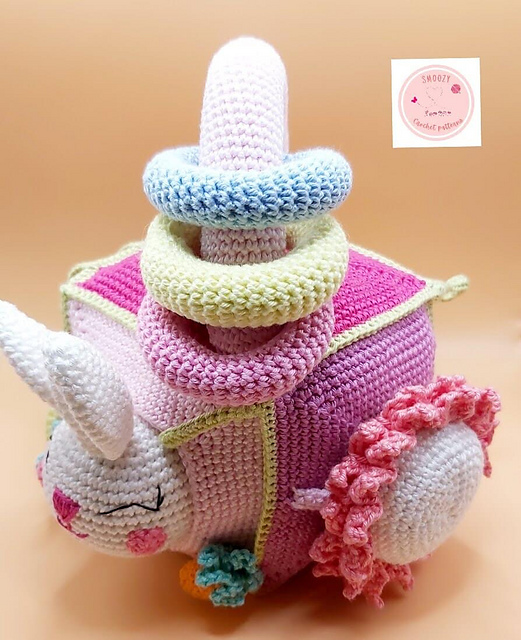 Crochet Activity cube for girls