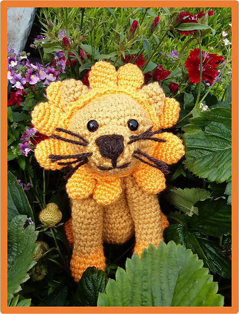 Dandy The Flower Lion