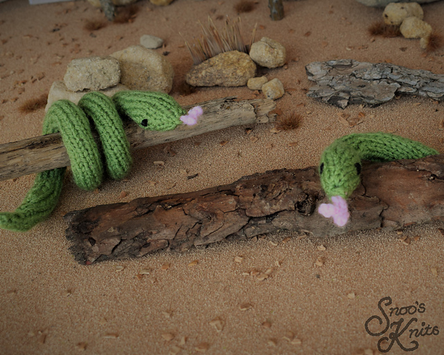 Easy Snakes Toy