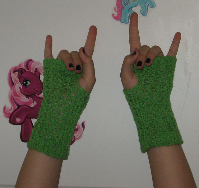 Good Karma Fingerless Gloves