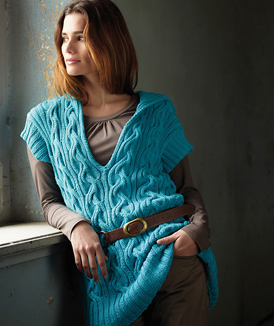 7207 Hooded Top With Cable Pattern