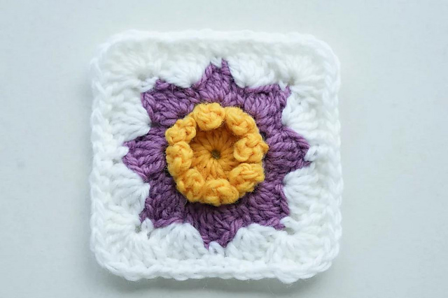 Purple Daisy Granny Square