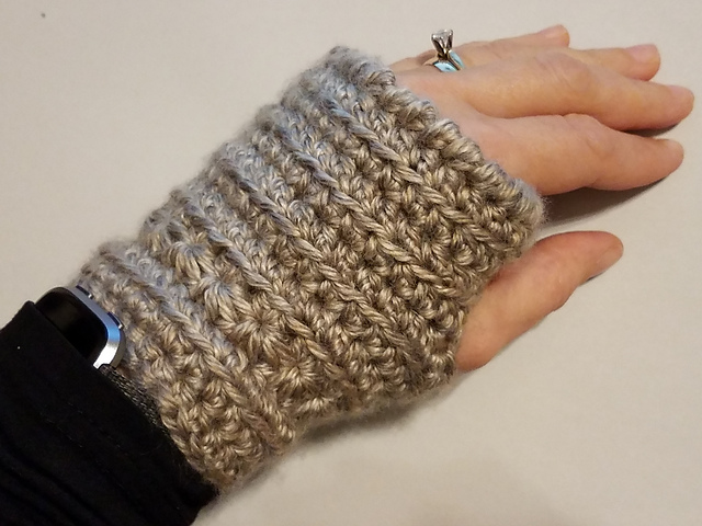 Star Stripe Wristwarmers