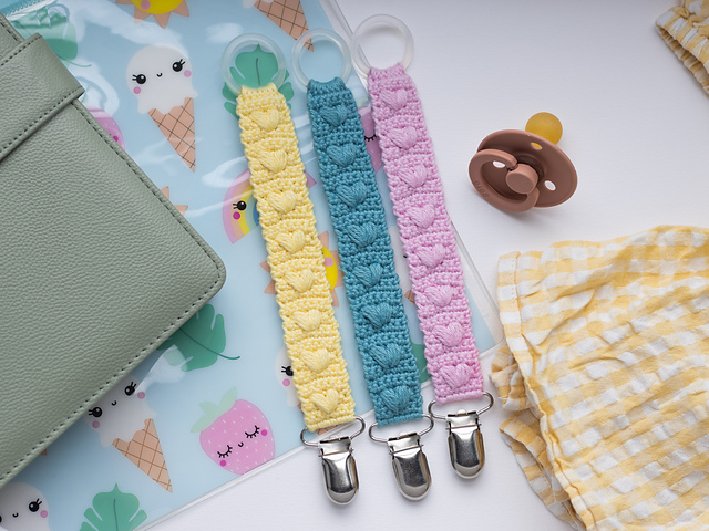 Pacifier Clip Amore
