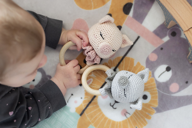 Alice the Pig rattle