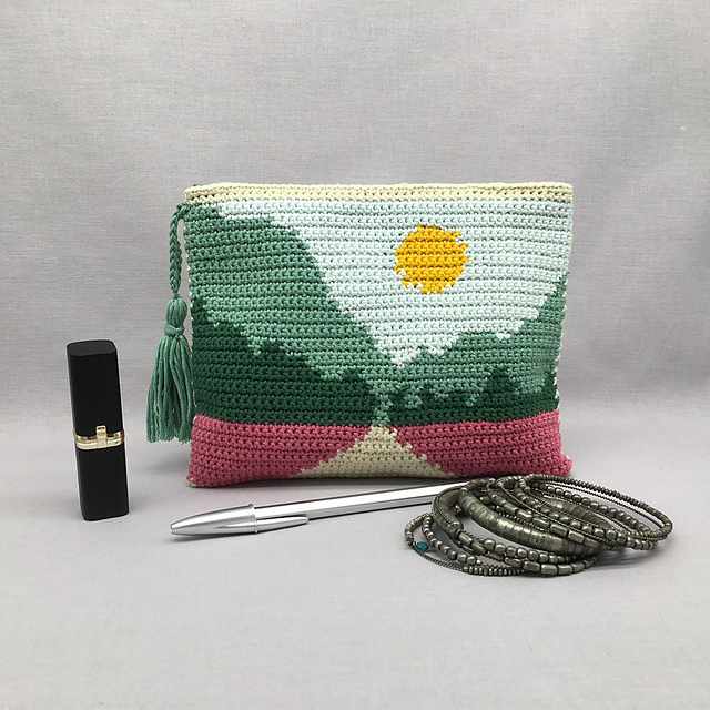 "The road" pouch