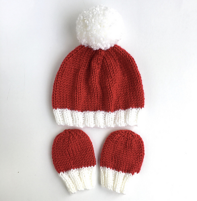 Newborn Santa hat with mittens