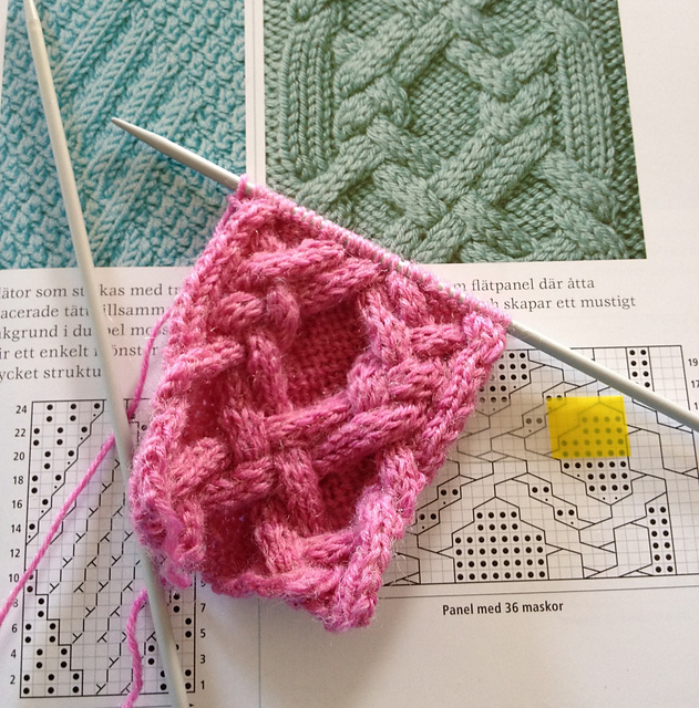 098 double-crossed cable