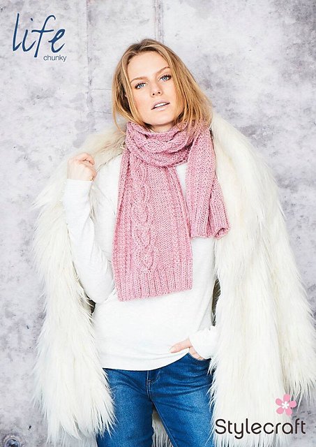 Valentines Scarf F062