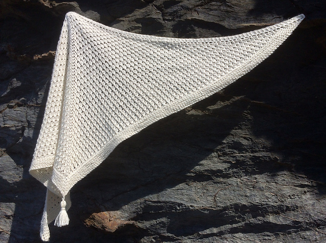 Montjoi Shawl