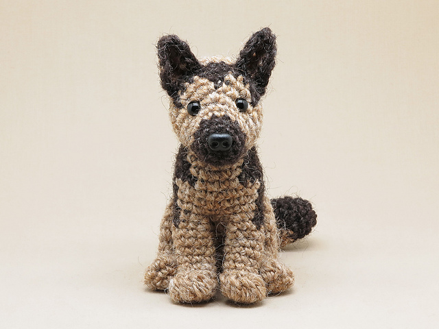 彫刻 ラリマー　アニマル　クマ　猫　たぬき　キツネ　犬　天然石 Ravelry: Doerak the German Shepherd pattern by Sonja van der Wijk