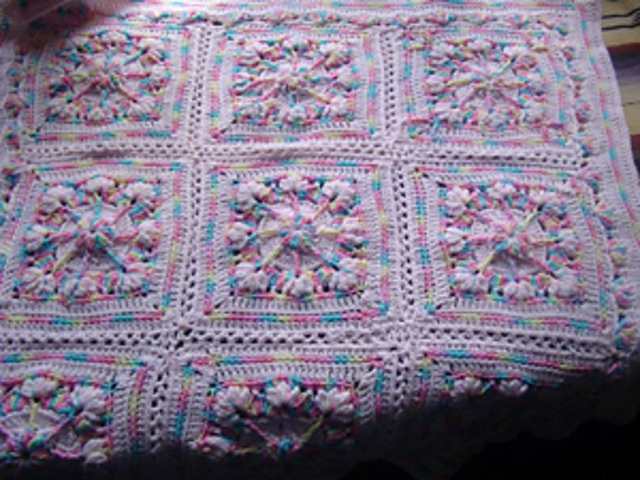 Colorful Candy Pattern Print Hooded Blanket