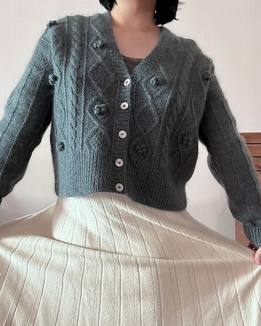 Ravelry: Athens Cardigan Vneck pattern by Manmi Choi