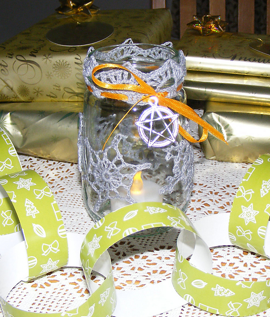 Fringed lace ribbon jar topper