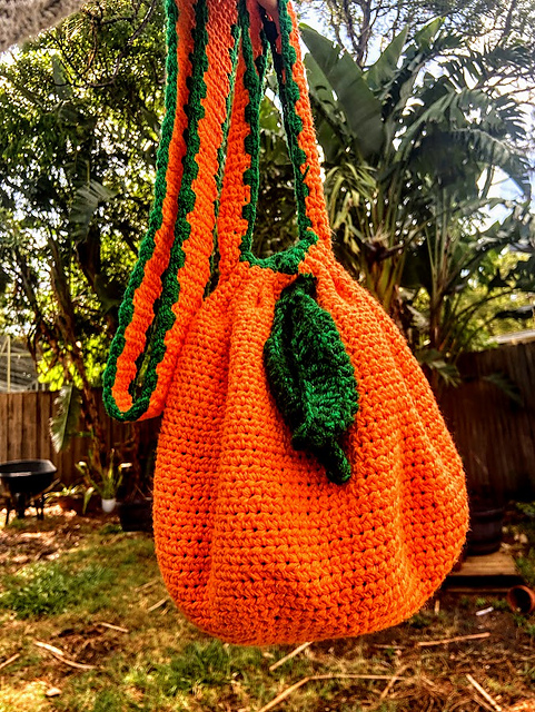 Citrus Fruit Bucket Bag