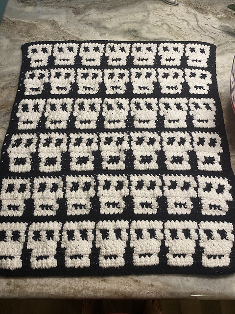 Mr Ghoul blanket