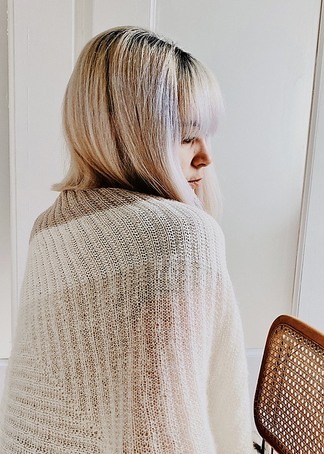 Suspiria Shawl