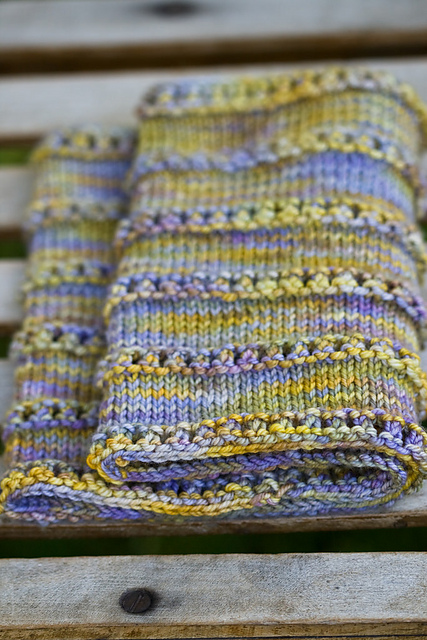 Stacked Eyelet Cowl