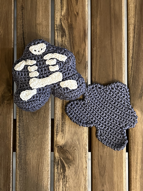 Board Game Skeleton Meeple