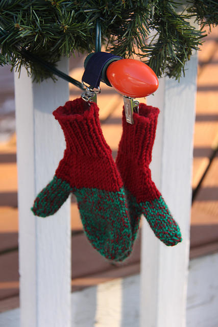 Classic Mittens B-227