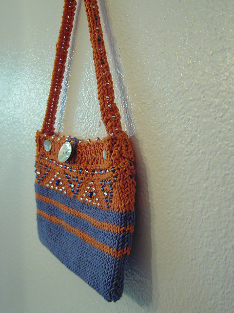 Beaded cosmetic bag