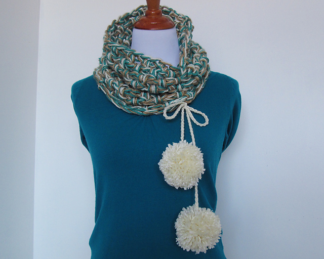 Cheer Squad Cowl