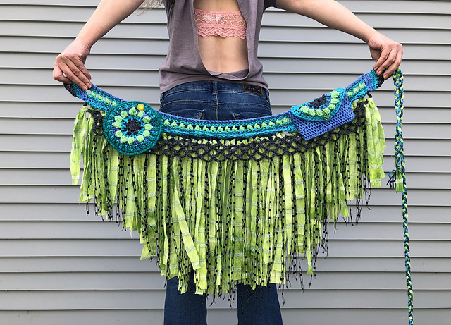 Bead Stitch Hip Pack