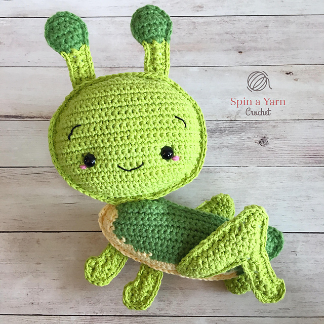 Grasshopper Amigurumi