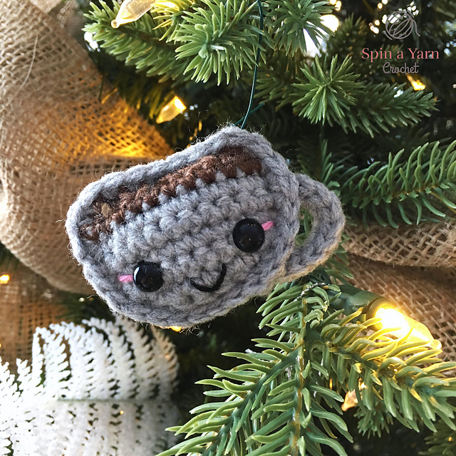 Mug O' Cocoa Ornament