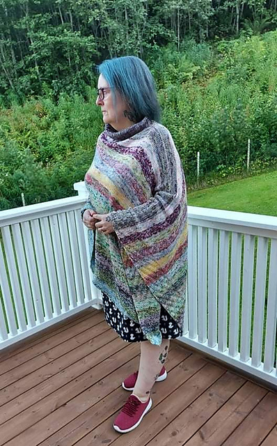 Tetragon Poncho