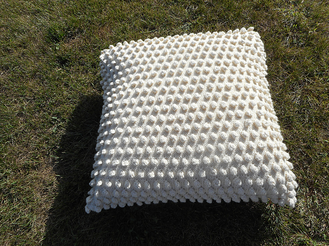 Big Bobble Floor Cushion