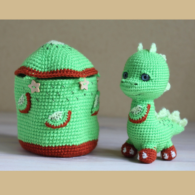 Crochet stegosaurus kiwi in the box