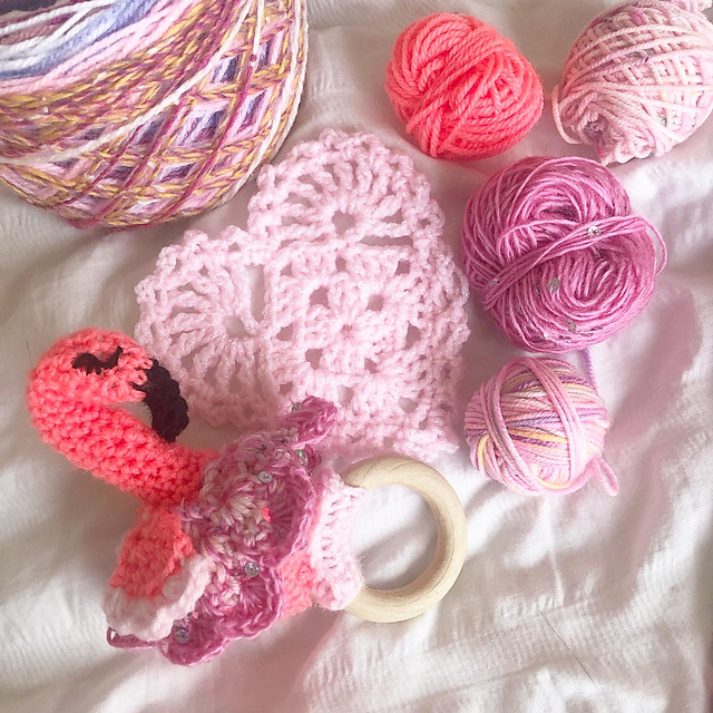 Mingo Flamingo Rattle