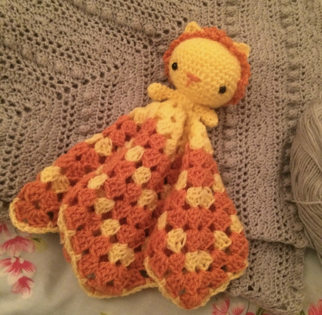 Little lion comforter