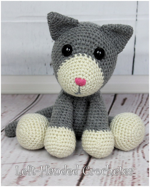 Ravelry: Pet Cat pattern by The Left-Handed Crocheter