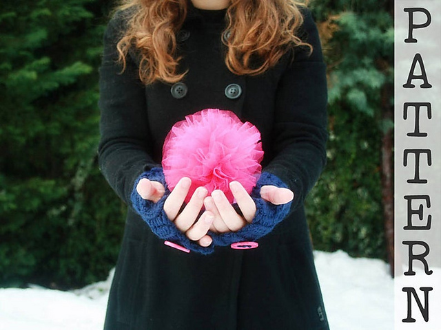 Easy Klara Fingerless Mitten - One hour